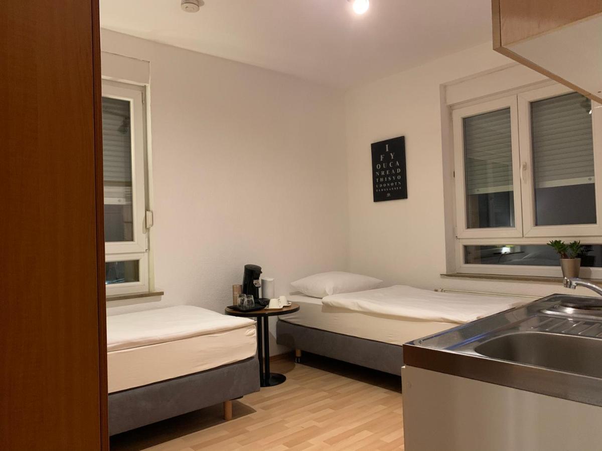 Апартаменты City Studio Am Hauptbahnhof Хейльбронн Экстерьер фото